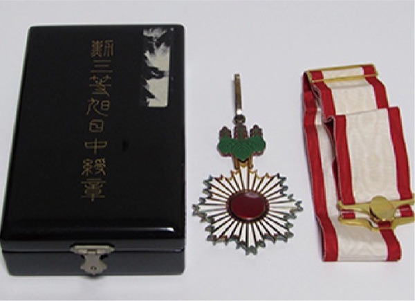 勲章・記念章一式
